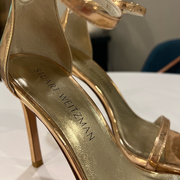 Stuart Weitzman 3.5 rose gold stilettos. Great condition - Picture 3 of 5